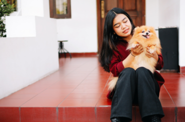 How to Keep Your New Business on Track While Introducing a New Pet