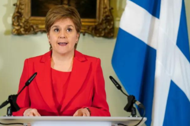 Nicola Sturgeon resigns as first minister of Scotland – Source : Guardian